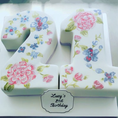 novelty birthday cake review from Petrina Tedeschi in London birthday cake review from Ibrahim Alarifi london