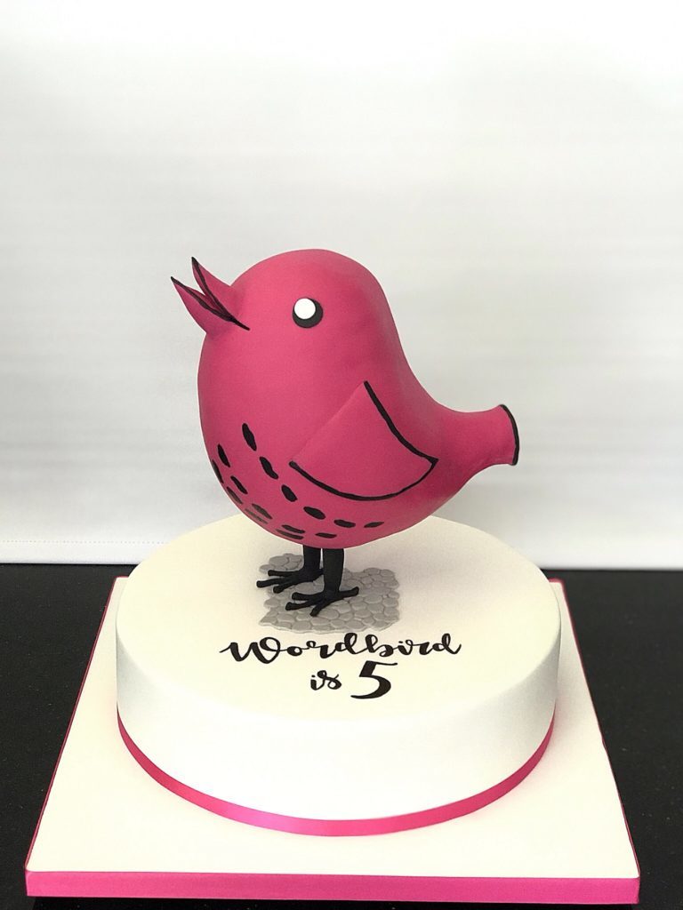 Wordbird Corporate Cake elegateau corporate cakes